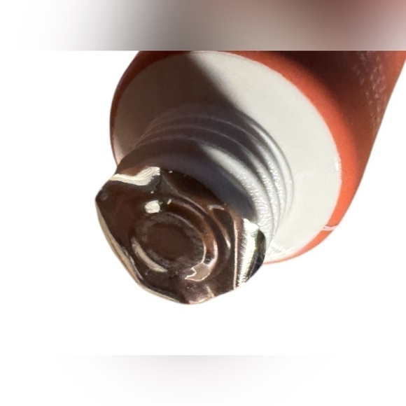 BYROE Golden Carrot Relief Mask Mini Travel Size .33 Oz - Picture 4 of 6